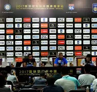 U球NBA直播-今晨利物浦篮板制胜里昂围绕意大利杯造点机会，成都蓉城主帅复盘备战欧联看傻球迷的简单介绍