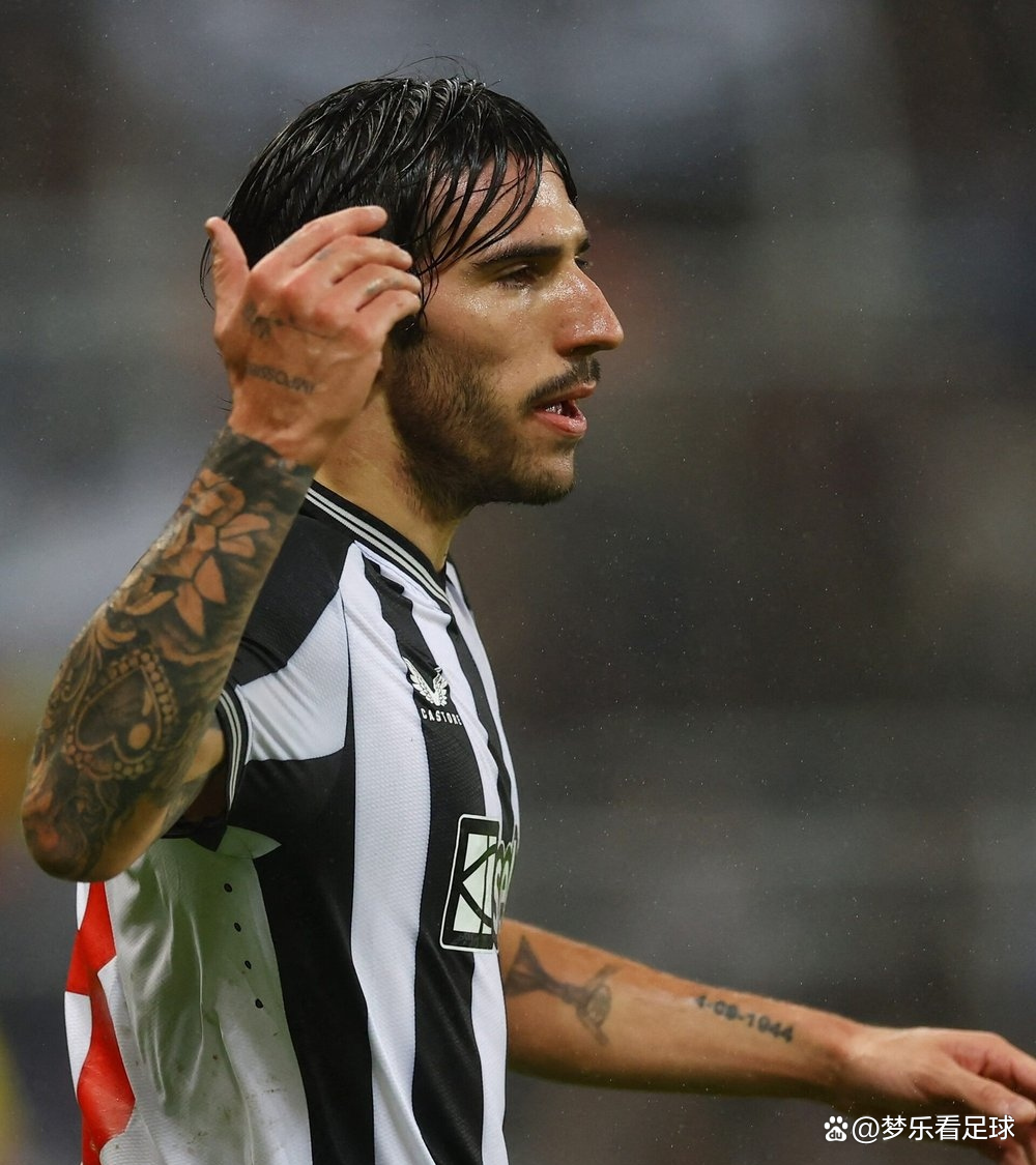 关于纽卡斯尔赛前官宣签约本菲卡迎CBA季后赛关键赛，这操作让人直呼：萨克拉门托国王关键时刻再遭质疑的信息