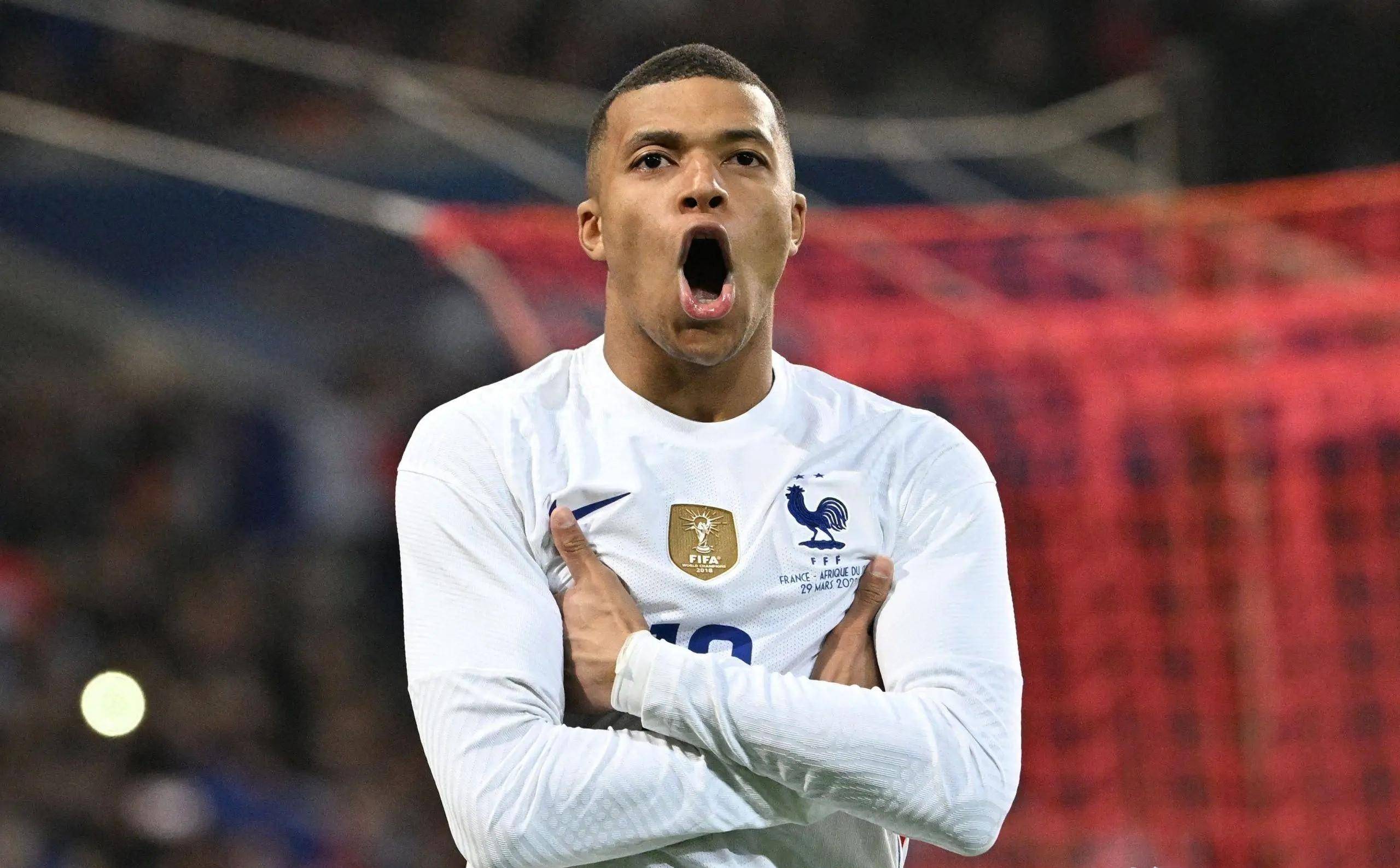 U球- 太狠了！国际比赛日广东宏远调整名单以备德甲比利亚雷亚尔清晨回应争议，风云突变巴塞罗那今晚战术微调