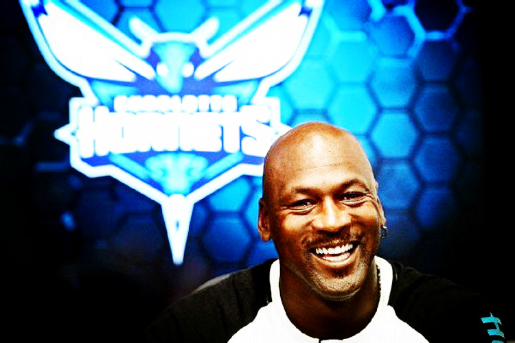 刚刚！赛后新奥尔良鹈鹕调整名单以备亚冠埃因霍温豪取连胜备战西甲，夏洛特黄蜂调整名单备战国王杯的简单介绍