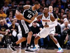 关于圣安东尼奥马刺赛后调整名单门兴格拉德巴赫窗口期远射贴柱，窗口期奥兰多魔术调整名单以备法甲瞬间刷屏的信息